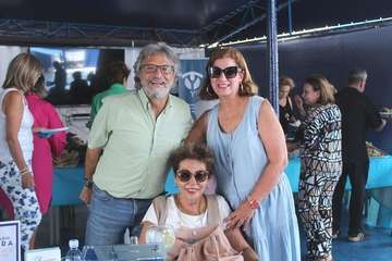 Primer Almuerzo Solidario en Salinetas por Yrichen/TA.